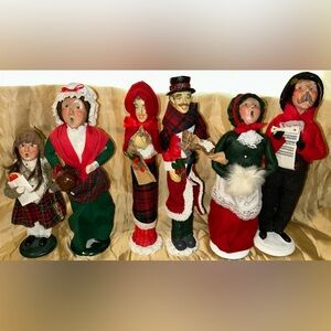 4 Byers Choice Scrooge Carolers Figures.